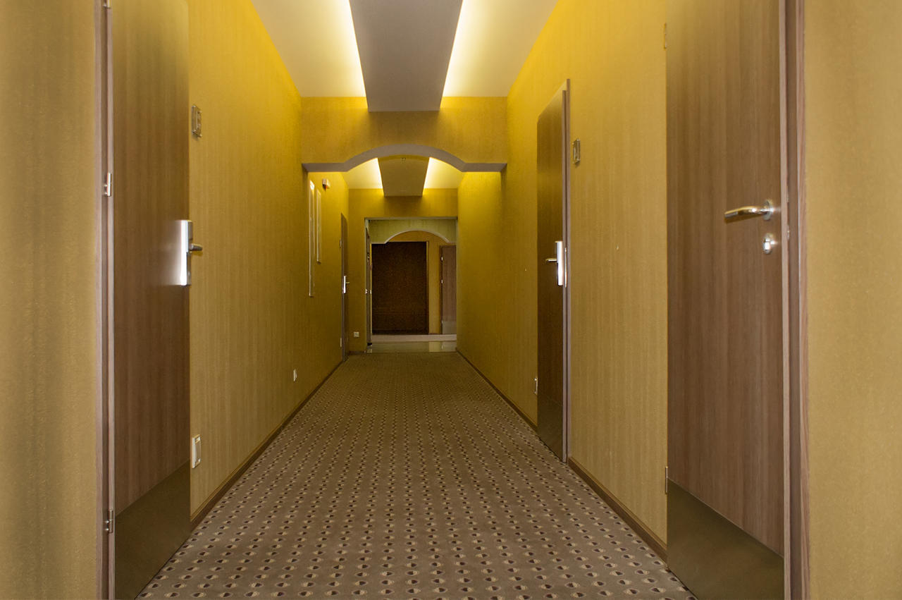 Kolobok Hotel Kniahynynok Exterior photo